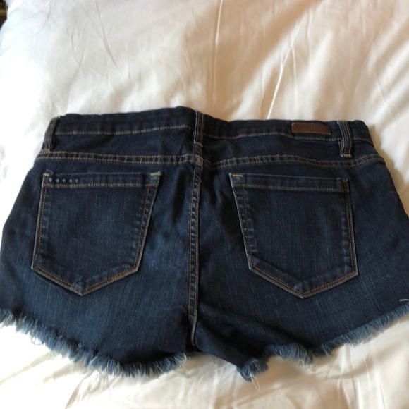 BLANK NYC denim shorts - Picture 2 of 3